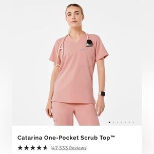 FIGS Catarina one-pocket scrub top, color: pink sand, size: extra large